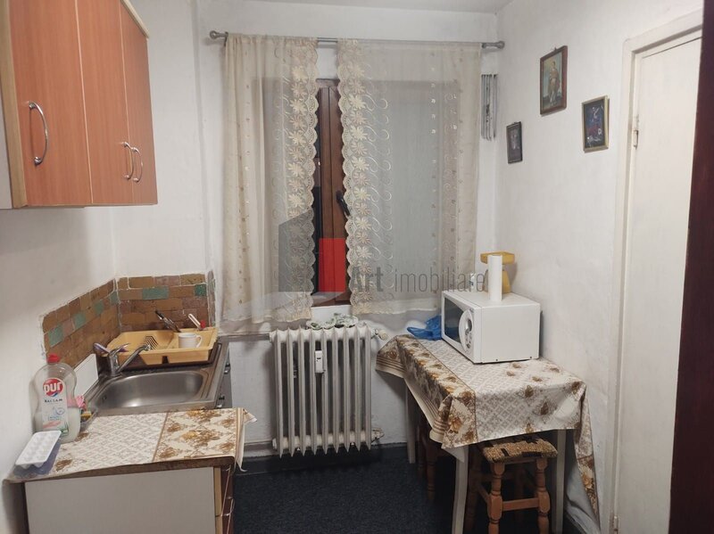 Turnu Magurele, Pasajul Europa Unita, vanzare apartament 3 camere.